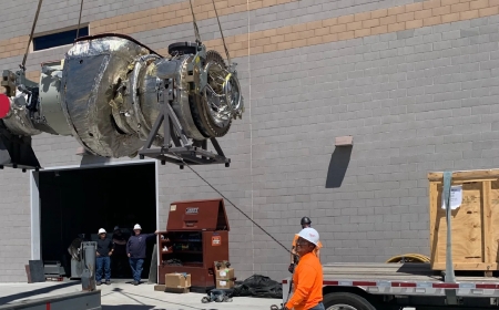 Mastering Heavy Equipment Rigging: Safe & Efficient Solutions by Caspec Logistics