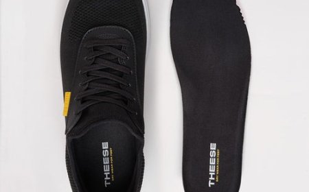 Elevate Your Outdoor Style: Why Waterproof Footwear is a Game-Changer for Women