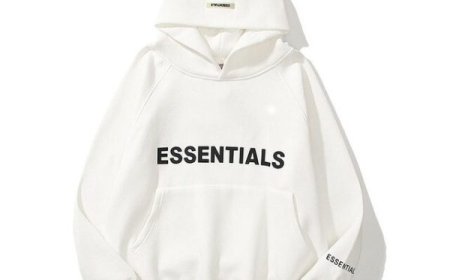 Essentials Hoodie: The Perfect Blend of Comfort and Style