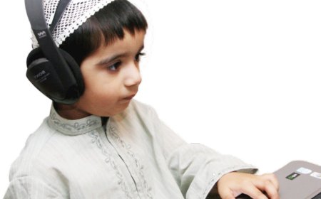 Qualified Online Quran Tutors in the UK for Tajweed and Hifz