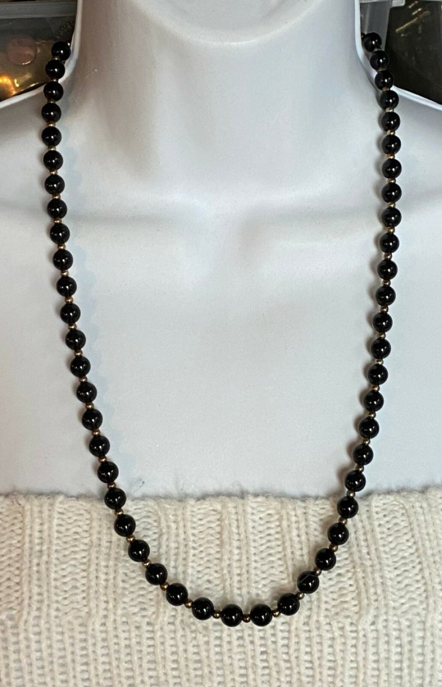 Magnetic Necklaces for Natural Relief and Everyday Balance