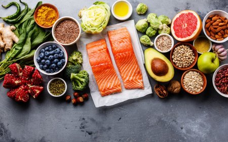 Superfruits for Supermen: What to Eat for Maximum Health